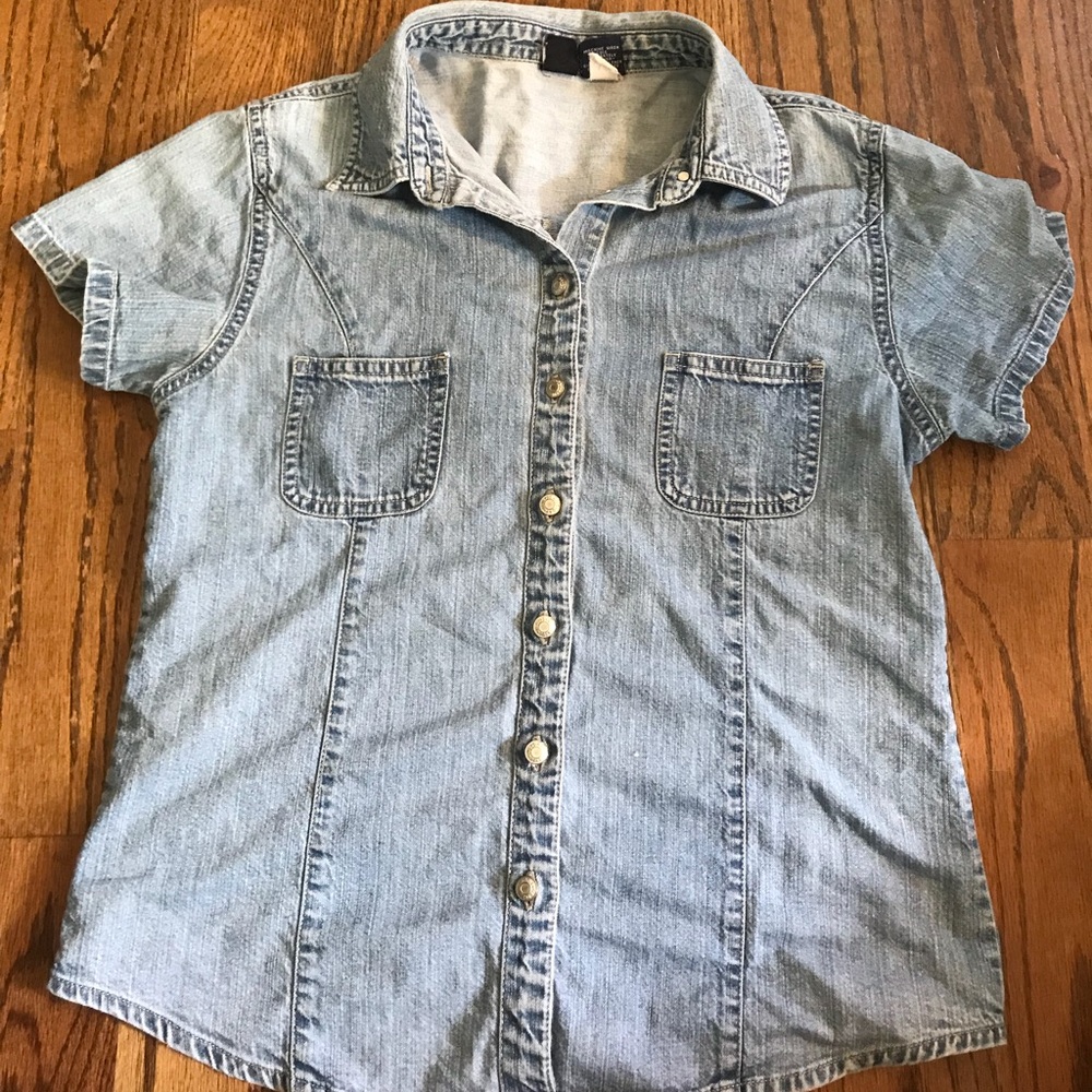 🦋 GAP Jean Button Up